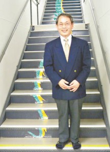 10-04-05「人」田本校長