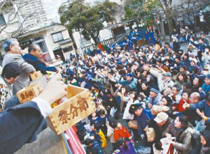10-02-20千住本氷川神社豆まき