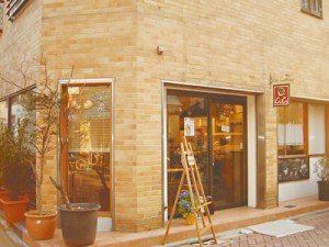 10-03-05大門商店街カフェ