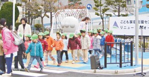 10-04-05交通広場1