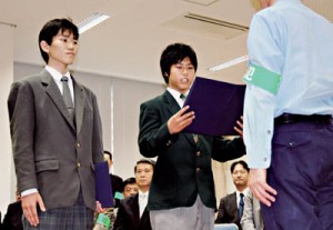 10-11-05高校ボランティア1
