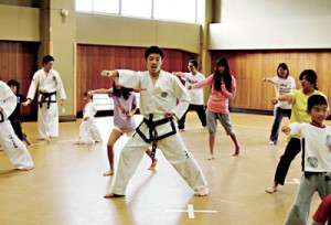 10-12-05テコンドー
