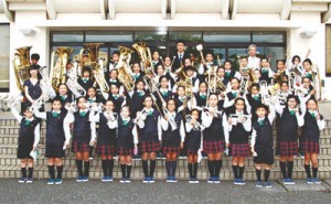 11-11-05双葉小マーチング