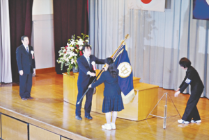 16-04-05閉校式・鹿浜中